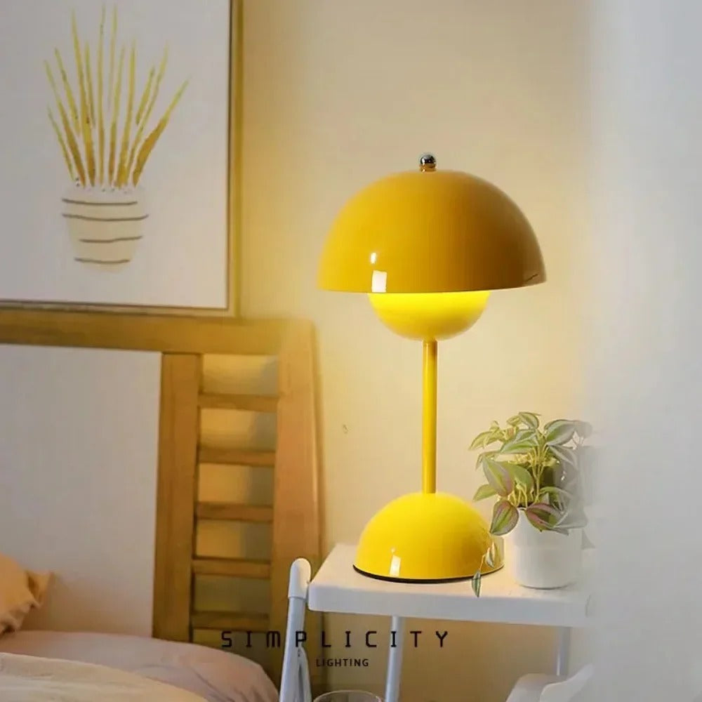 Cordless LED table lamp with adjustable brightness - perfect for the home, office or patio